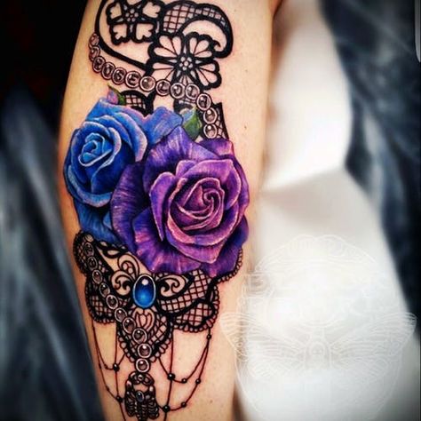 Black Flowers Tattoo, Purple Rose Tattoos, Purple Tattoos, Lace Tattoo Design, Rose Tattoo Sleeve, Rose Tattoos For Women, Blue Rose Tattoos, Tattoo Zeichnungen, Muster Tattoos