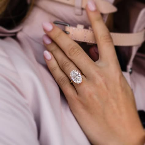 Haley Bieber, Oval Moissanite Ring, Hidden Halo Engagement Ring, Oval Cut Engagement Ring, Beautiful Diamond Rings, Oval Engagement, Oval Moissanite, Big Diamond, Dream Engagement Rings