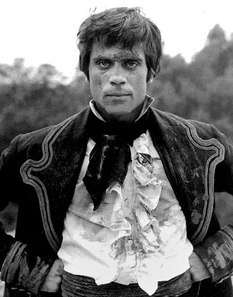 Oliver Reed in Hammer’s 'The Curse of the Werewolf' (1961) Oliver 1968, Ken Russell, Hammer Horror Films, Oliver Reed, Hammer Films, Classic Film Stars, Retro Baby, Film Studio, Gothic Horror