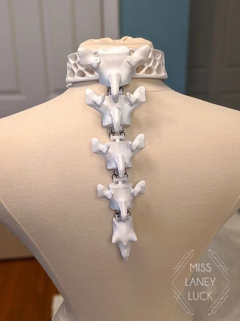 Spine Necklace, Halloween Unique, Space Story, Skeleton Earrings, Bone Jewelry, Body Adornment, Art Jewelry Contemporary, Halloween This Year, Printed Jewelry