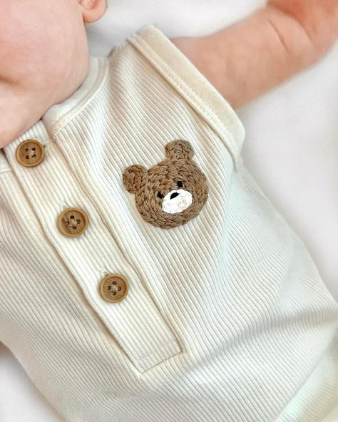 Summer embroidery inspo ➡️ What summer projects are on your list? #embroidery #handembroidery #embroideredclothing #embroidered #babyclothes #craftymom #diycrafts Teddy Bear Hand Embroidery, Onsie Embroidery Ideas, Cute Bear Embroidery, Embroidered Teddy Bear, Embroidery For Boys Clothes, Embroidery On Kids Clothes, Embroidered Baby Clothes Boys, Embroider Baby Clothes, Baby Clothes Embroidery Ideas