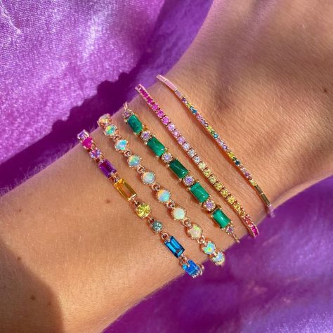 // Stevie Wren Fine Jewelry // (@steviewrendesign) • Instagram photos and videos Cabochon Bracelet, Bracelets Handmade Diy, Rainbow Gemstones, Rainbow Jewelry, Fitness Bracelet, Gold Chain Jewelry, Jewelry Lookbook, Elegant Bracelet, Colorful Jewelry