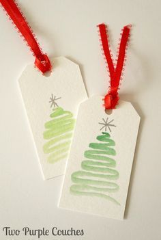 Super cute (and easy!) holiday gift tag idea - paint abstract trees with watercolors! More Jul Diy, Tags Diy, Gift Tags Diy, Watercolor Christmas Cards, Holiday Gift Tags, Diy Christmas Cards, Watercolor Christmas, Christmas Tags, Noel Christmas