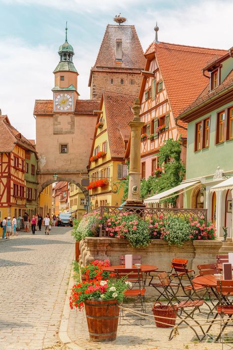 15 Very Best Places In Germany To Visit Places In Germany, German Travel, Cities In Germany, Voyage Europe, Countries To Visit, Dream Travel Destinations, Historical Place, Jackson Hole, Beautiful Places To Travel