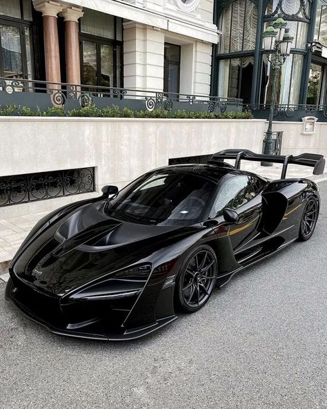 Bat Mobile, Mclaren Senna, Image Moto, Dream Car Garage, Mclaren Cars, Car Organization, Street Racing Cars, Car Paint, Car Hacks