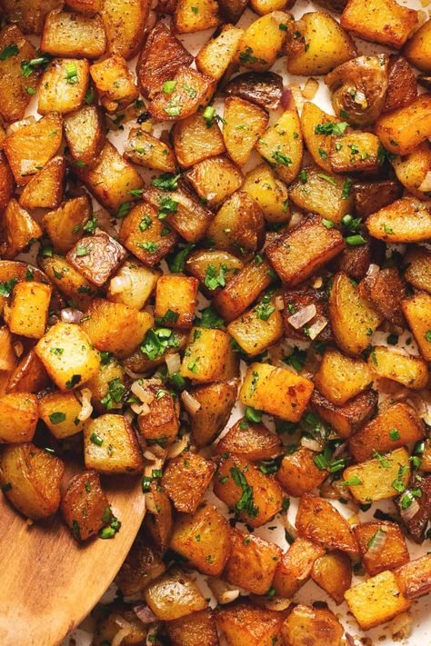 Best Breakfast Homefries, Home Style Potatoes Breakfast, Homefries Breakfast, Potato Seasoning Recipe, Restaurant Potatoes, Home Fries Breakfast, Quick Breakfast Potatoes, Homemade Breakfast Potatoes, Skillet Breakfast Potatoes