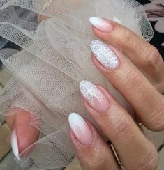 Fingernail Ideas, Wedding Day Nails, Wedding Nail Art Design, French Tip Nail Designs, Lovely Nails, Short Coffin Nails, Baby Boom, Wedding Nails For Bride, Wedding Nails Design