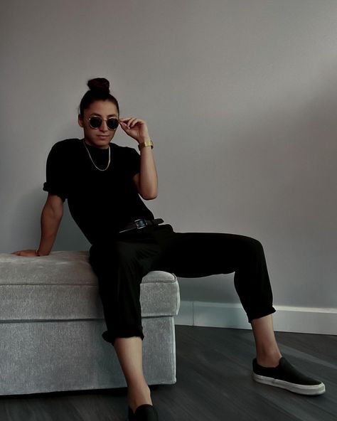 masc outfit of the day #mascwomen #suit #wIw #tomboyfashion #trans #mascstyleinspo #lgbtqt Masc Women Suit, Classy Masc Outfits, Masc Suit, Femme Masc Outfits, Masc Women Fashion, Masculine Outfits For Women, Masc Fits, Masc Outfit, Lesbian Suit