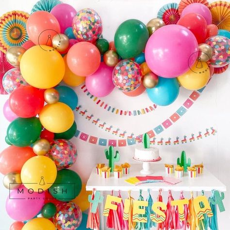 Fiesta Theme Party For Adults, Mexican Carnival Theme, 65th Birthday Fiesta, Fourth Fiesta Birthday, Fiesta Theme 21st Birthday Party, Fifth Fiesta Birthday, Taco Themed Party Decorations, Mexican Fiesta Balloons, Fiesta Balloon Arch Mexican