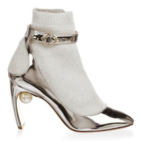 Brand New Metallic Leather Sock-Sandal Finished With A Striking Pearl-Embellished Heel. Round Toe Adjustable Ankle Strap Patent Metallic Leather/Knit Upper Leather Sole Made In Italy Size Heel, 3.5" (90mm) Size 40 It ; 9 Us Mugler Heels, Chloe 2024, Heels And Socks, Nicholas Kirkwood Shoes, Pearl Shoes, Closed Toe Heels, Sparkly Shoes, Grey Heels, Metallic Heels