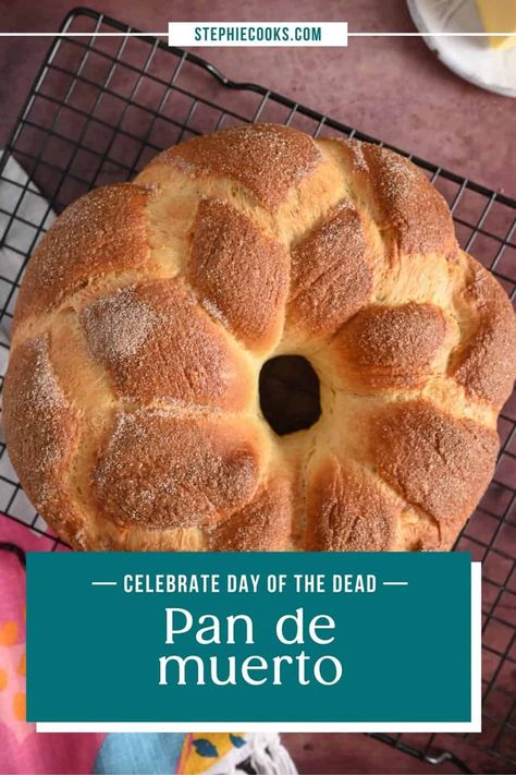 Pan de muerto, also known as bread of the dead, is a sweet, eggy bread that is a traditional part of Day of the Dead celebrations. Learn how to make this delicious bread and how it plays a role in this important holiday. Day Of The Dead Recipes Easy, Woolworth Cheesecake Recipe, Bread Of The Dead, Cranberry Nut Bread, Boneless Leg Of Lamb, Artisan Bread Recipes, Delicious Bread, Artisan Bread, Day Of The Dead