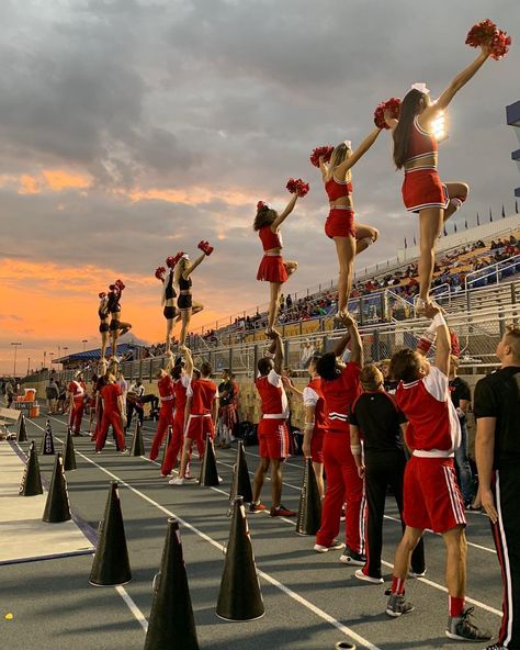 Instagram post by Erynn Chelsey Patrick • Oct 14, 2018 at 3:23pm UTC All American Aesthetic, Cheer Photo Poses, Cheerleading Aesthetic, Cheerleading Skills, 2018 Aesthetic, Cheerleading Stunts, Cheer Aesthetic, Cheer Photo, Cheer Season