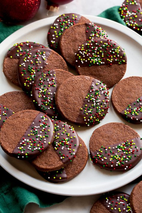 Chocolate Shortbread Cookies Shortbread Cookies Recipes, Classy Desserts, Chocolate Shortbread Cookies Recipes, Shortbread Bites, Simple Cookie, Baking List, Xmas Baking, Chocolate Shortbread, Chocolate Shortbread Cookies