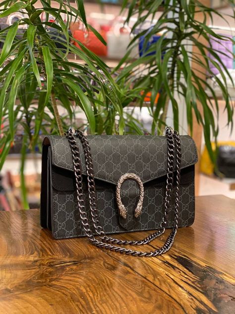 Louis Vuitton Chain Bag, Gucci Bag Black, Black Gucci Bag, God Dionysus, Luxury Bags Collection, Aesthetic Bags, Detail Photos, Girly Bags, Greek God