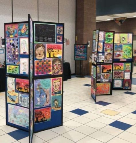 Art Display Panels, School Exhibition, معرض فني, Exhibition Booth Design, Exhibition Display, Art Walk, Booth Display, Display Board, Printable Diy