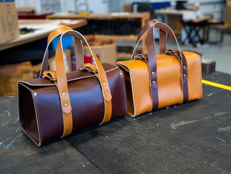 Men's Leather Tool Bag/large Personalized Tool Box/natural - Etsy Leather Tool Bag, Handmade Leather Purse, Tooled Leather Bag, Leather Storage, Leather Trifold Wallet, Knitting Project Bag, Leather Art, Motorcycle Leather, Leather Bifold Wallet