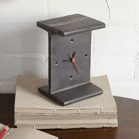 Futurist Architecture, Rustic Clock, Industrial Design Furniture, Vintage Industrial Furniture, Industrial Interiors, Industrial Vintage, Steel Furniture, Metal Projects, Metal Art Projects