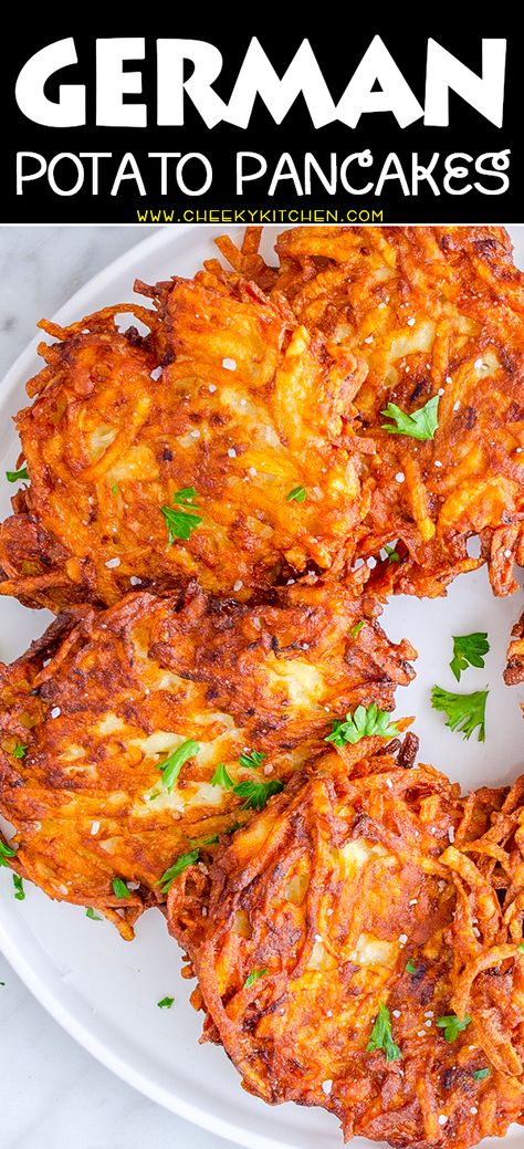 Crispy German Potato Pancakes, Potato Pancake Recipe Shredded, Potatoe Pancakes German, German Potatoes Pancakes, Swedish Potato Pancakes, Recipe For Potato Pancakes, German Potato Pancakes Recipes, Breakfast Potato Cakes, Classic Potato Pancakes