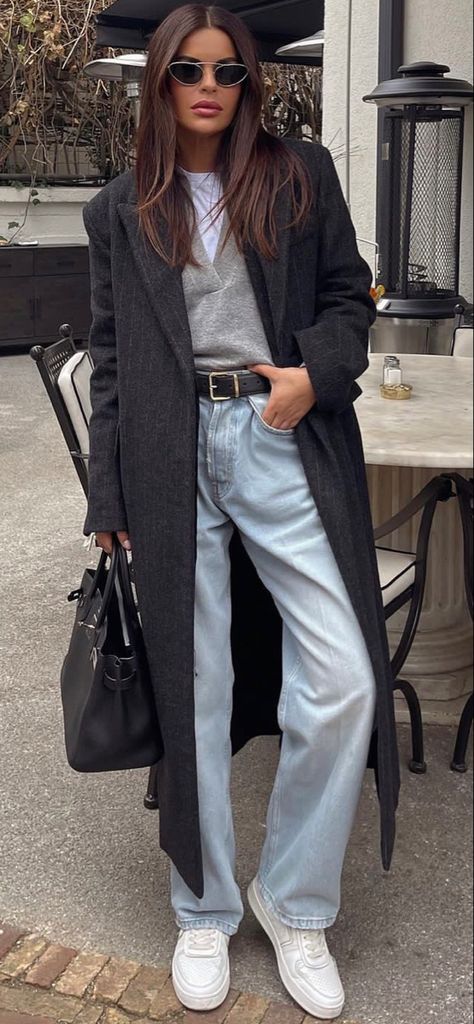 Fall Fashion 2024 Street Style, Spring Outfits 2023 Street Style, Fashion Outfits 2023 Autumn, Spring Outfits Casual Chic 2023, Stylish Winter Outfits 2023, Fashion 2023 Winter Trends, Casual Parisian Outfits Winter, Outfit Trends 2023 Winter, Winter Style 2023/2024