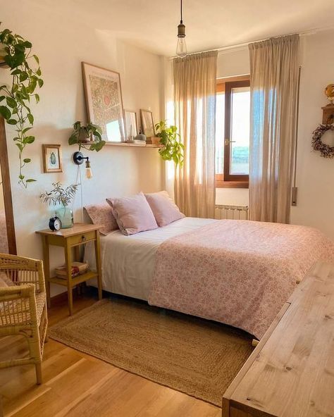 Natural Wood Apartment, Bedroom Clean Decor, Earthy Pink Room, Pale Yellow Room Aesthetic, Painted Bedroom Dresser, Colorful Minimalist Bedroom, Apartment Bedrooms, College Apartment Decor, Redecorate Bedroom