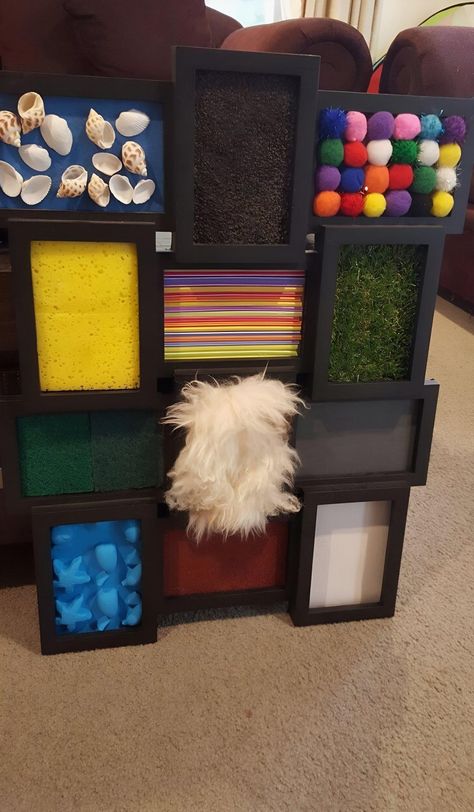 Sensory Classroom, Sensory Wall, Infant Classroom, Baby Sensory Play, Sensory Crafts, Sensory Rooms, Nursery Activities, Baby Play Activities, Toddler Classroom