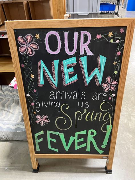 Spring Retail Chalkboard Signs, Spring Retail Display Ideas, Small Business Chalkboard Sign Ideas, Spring Boutique Window Displays, Chalkboard Business Sign Ideas, Chalk Sign Ideas Business, Chalkboard Sale Sign Ideas, Spring Boutique Display Ideas, Store Hours Sign Ideas