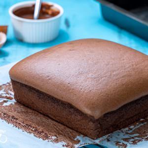 Chocolate Taiwanese Castella Cake Recipe - Chocolate Castella Chocolate Jiggly Cake Recipe, Mini Castella Cake, Chocolate Souffle Castella Cake, Sponge Cake Recipe Chocolate, Chocolate Castella Cake, Taiwanese Castella Cake, Castellated Cake, Chocolate Castella Cake Recipe, Taiwanese Castella Cake Recipe