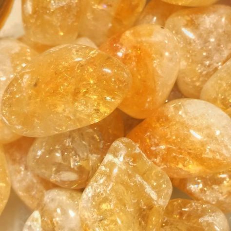 Citrine Properties, Bollywood Images, Aries Leo, Crystal Aesthetic, Scorpio Sagittarius, Libra Scorpio, Orange Aesthetic, Yellow Aesthetic, Pure Joy