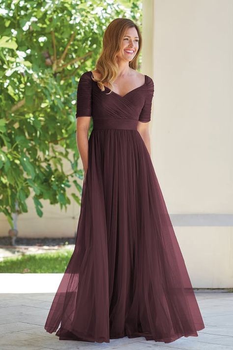 J215001 Netting with Stretch Lining MOB Dress with Portrait V-Neckline Party Wear Modest Dress, Wedding Evening Dress Kerala, Simple Wedding Frocks, Bridesmaid Western Dresses, Scerts Model Dress, Netted Gowns For Women, Long Dress Designs Gowns Western, Function Outfits Women, Net Gowns For Women