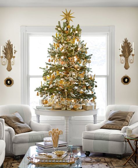 Stunning Neutral Christmas Decor! Tree Inspiration, Tabletop Christmas Tree, Small Christmas Trees, Noel Christmas, Elegant Christmas, Christmas Love, Decoration Christmas, Christmas Tree Toppers, Christmas Decorating