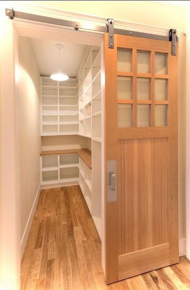 If you have a pantry cabinet, you really want to make the most of every square inch because without space saving pantry organizers, you will never have enough space or find what you are looking for. Food expires or gets lost at the back. The blog post goes into more details at http://decoratedlife.com/pantry-storage-solutions but here is a summary... The 7 ways to improve pantry storage spaces work, are great to look at and make life easier using better heights for shelving, stackabl… Desain Pantry Dapur, Pantry Room, Desain Pantry, Pantry Remodel, Pantry Organizers, Pantry Shelving, Pantry Closet, Small Pantry, Kitchen Pantry Design