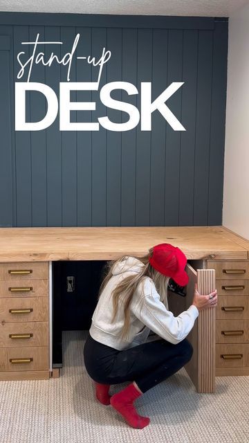 Modern Office Ideas, Ikea Office Desk, Photography Home Office, Alex Drawers, Diy Standing Desk, Home Office Guest Room Combo, Fun Office Decor, Ikea Alex Drawers, Ikea Office