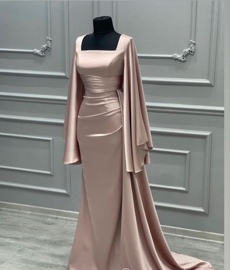 Muslim Fashion Dress Gowns, Muslim Prom Dress, Elegant Silk Dresses, Estilo Hijab, Muslim Evening Dresses, Modest Dresses Fashion, Gowns Dresses Elegant, Modest Dresses Casual, Elegant Dresses Classy