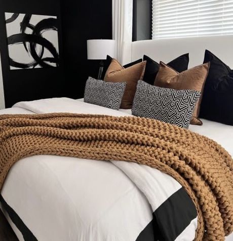 Beige Black And Orange Bedroom, Black Brown Tan White Bedroom, Black And Wheat Bedroom, Black And White And Rust Bedroom Ideas, Modern Room Ideas For Couples, Black And White And Brown Bedroom, Black White Bronze Bedroom, Black White Cream Brown Bedroom, Black White Brown Bedding