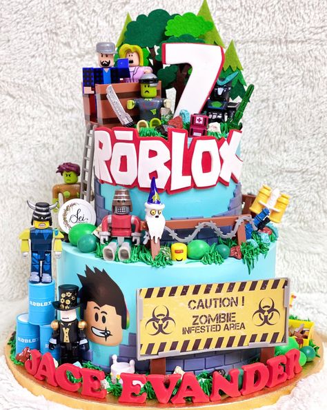 Boys Birthday Cakes Easy, Cake 2 Tier, Roblox Birthday Cake, 3 Layer Cakes, Boys Cake, Roblox Cake, Roblox Birthday, Boy Birthday Cake, Cakes For Boys