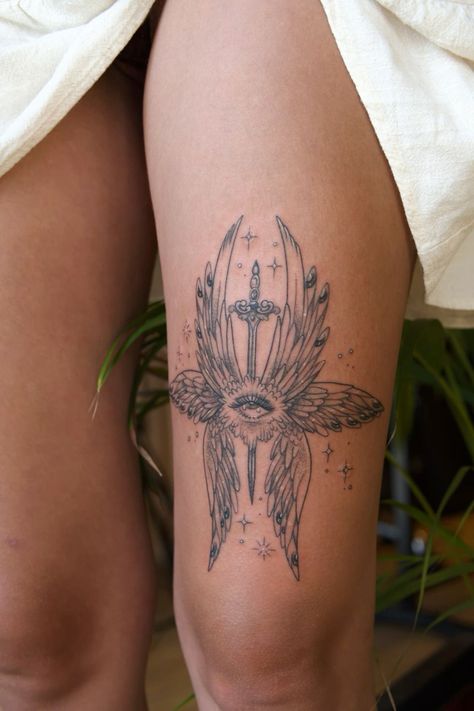 Seriphum Tattoo, Cool Angel Tattoos, Biblically Accurate Angels Tattoo, Thigh Knee Tattoos Women, Biblical Angels Tattoo, Biblically Accurate Tattoo, Seraphim Back Tattoo, Biblical Accurate Angel Tattoo, Biblicly Accurate Angle Tattoo