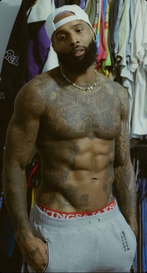 Odell Beckham Jr Tattoos, Odell Beckham, Michael B Jordan, Odell Beckham Jr, Beckham Jr, American Football Players, American Football, Football Players, Black Men