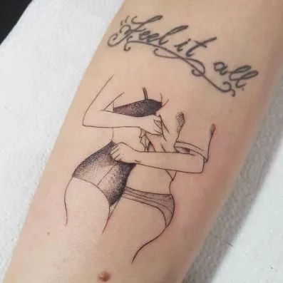 Lesbian Couple Tattoos, Pride Tattoo Ideas, Tattoo Ideas Beautiful, Lesbian Tattoo, Lgbt Tattoo, Rainbow Tattoo, Gay Tattoo, Cute Matching Tattoos, Vogel Tattoo