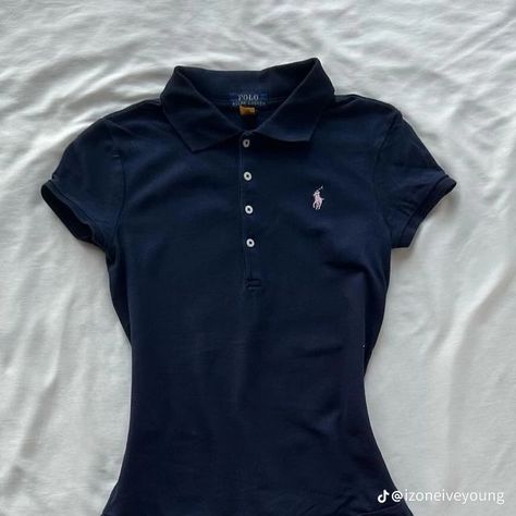 Polo Clothes Women, Polo Outfits For Women, Polo Clothes, Ralph Lauren Shirt Women, 2000s Fits, Cute Golf Outfit, Extra Clothes, Polo Lauren, Polo Wear