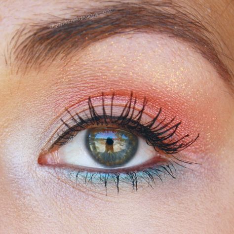 Spring Make Up, Pink And Blue Eye Makeup, Teal Eye Makeup, Teal Eyeshadow, Summer Eye Makeup, Teal Eyes, Beach Makeup, Summer Eyes, Spring Makeup