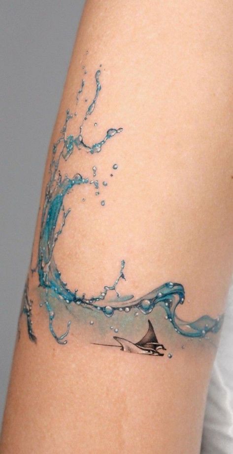 Wave Arm Tattoo Sleeve, Sleeve Filler Tattoos For Women, Ocean Tattoo Sleeve For Women Black, Water Filler Tattoo, Nortical Tattoo, Ocean Water Tattoo, Sea Tattoos, Stile Pin Up, Otter Tattoo