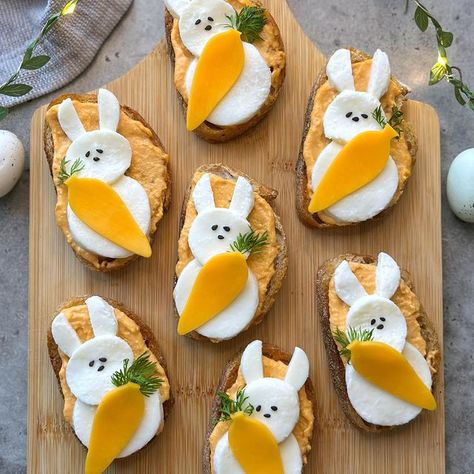 Sine Siemkowicz (@foodbites) • Instagram photos and videos Bunny Party Food, Basil Appetizers, Reception Appetizers, Tomato Water, Spring Appetizers, Tomatoes Mozzarella, Food Decorating, Easter Appetizers, Easter Goodies