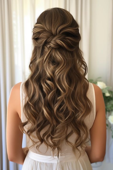 Romantic Wedding Hairstyles Half Up, Wedding Hairstyles Brown Hair Half Up, Big Curls Hairstyles, Brunette Braids, Jordans Wedding, Heavy Highlights, Bridesmaid Hair Inspo, Formal Hairstyles For Long Hair, Bridesmaid Hair Makeup