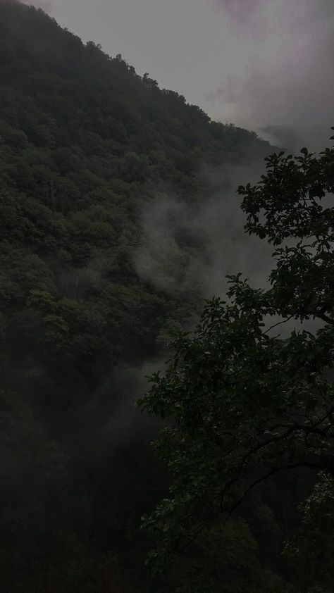 Rainy Weather Aesthetic Wallpaper, Green Peace Aesthetic, Rainy Day Forest Aesthetic, Dark Pictures Of Nature, Rain On Mountains, Mountains Dark Aesthetic, Mountain Dark Aesthetic, Mountains With Clouds, Green Rainy Aesthetic