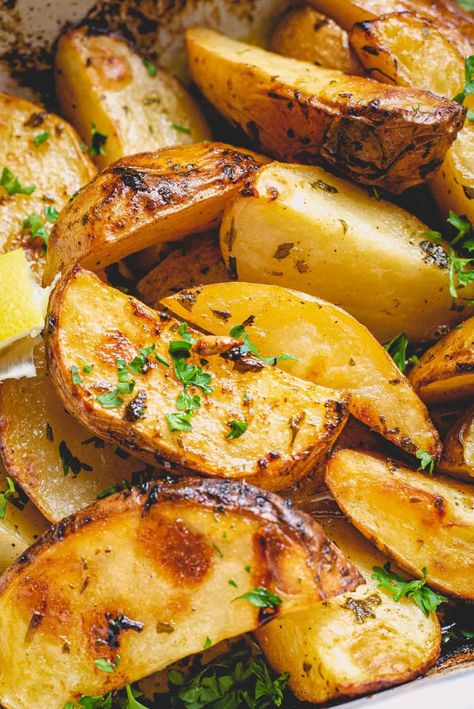 Greek Style Roasted Potatoes, Rosemary Lemon Potatoes, Lemon Roasted Potatoes Greek, Greek Oven Roasted Potatoes, Lemon Herb Potatoes, Lemon Parsley Potatoes, Greek Potatoes Recipe Air Fryer, Greek Potatoes Recipe Authentic, Lemon Potatoes Roasted