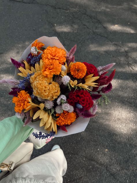 Autumn Farmers Market Aesthetic, Farmers Market Flower Bouquets, Flowers In November, Farmers Market Bouquet, October Bouquet, Autumn Flower Bouquet, Winter Farmers Market, Fall Farmers Market, Celosia Flower