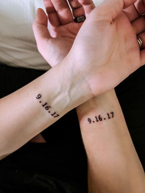 Tattoos Date Couple Tattoos, Matching Couple Tattoos Dates, Tattoo Ideas For Men About Girlfriend, Anniversary Date Tattoo Ideas Couple, Tattoo Anniversary Date, Cute Date Tattoos, Couple Tattoos Symbols, Couples Anniversary Tattoos, Marriage Date Tattoo Ideas