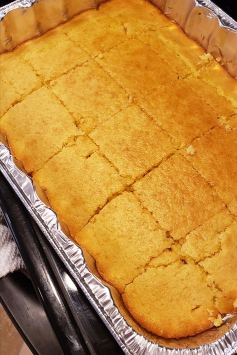 Sweet Cornbread Recipe Easy, Cornbread With Condensed Milk, Cornbread On The Grill, Oven Cornbread Recipe, Cornbread Recipe For Large Crowd, Big Batch Cornbread, Best Sweet Cornbread Recipe, Large Batch Cornbread, Easy Sweet Cornbread Recipe