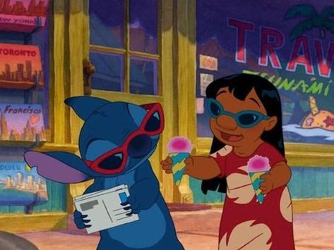 What Disney Doppelgangers are You and Your Best Friend? Movie Duos, Disney Duos, Disney Quizzes, Disney Best Friends, Best Friends Cartoon, Lilo Y Stitch, Lilo Et Stitch, Friend Cartoon, Disney Traditions