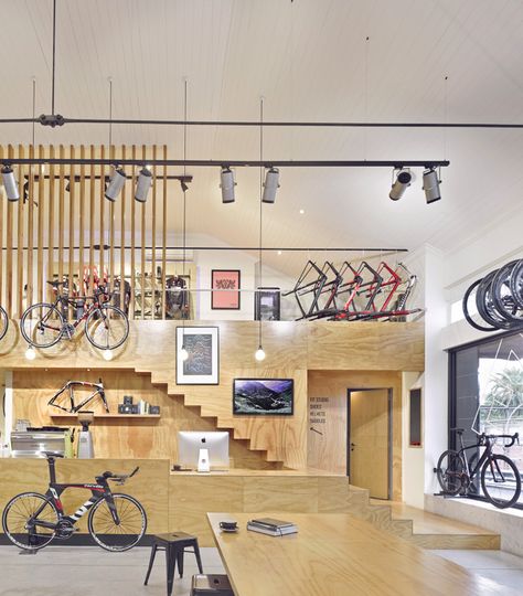 Bike Gallery - LA VELOCITA. Bicycle Cafe, Bike Shops, Coffee Bike, Bike Room, Bicycle Store, Communal Table, Bicycle Shop, Store Layout, Cycle Shop